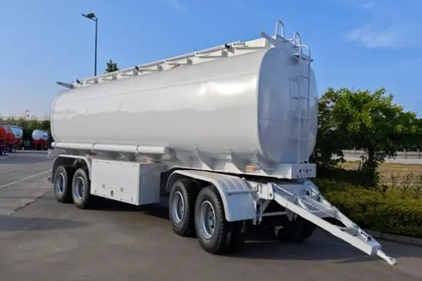 Derun 4 nápravná olejová nádrž Drawbar príves bude zaslaná do Ekvádoru
