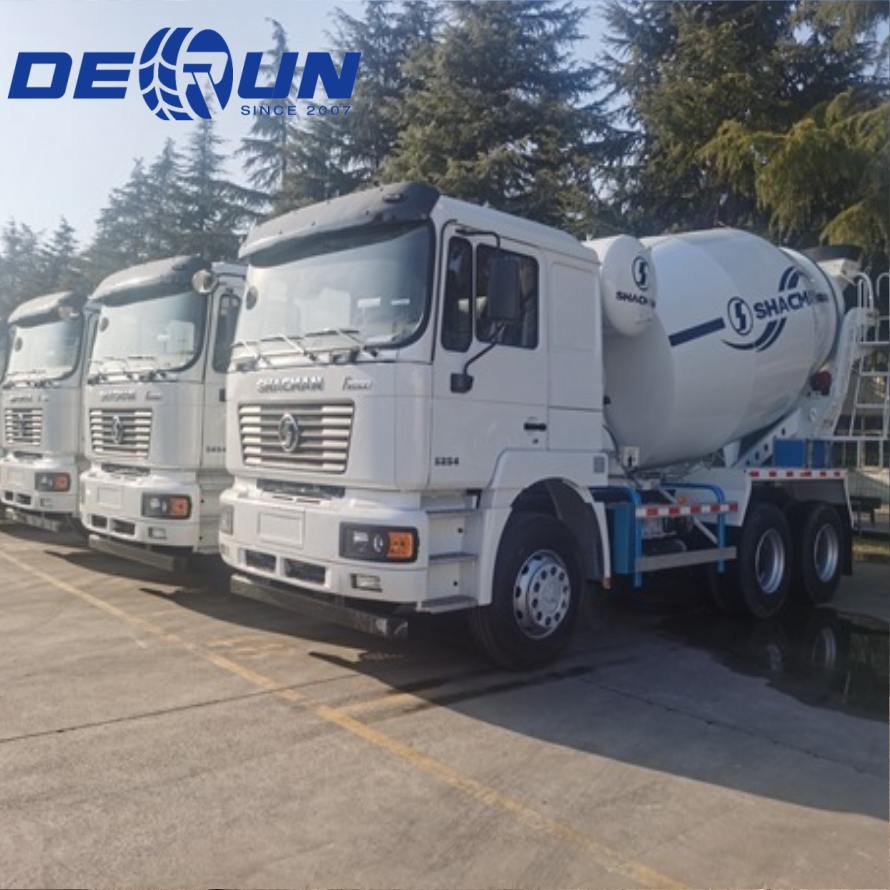 Shacman F3000 6x4 a 8x4 Cement Mixer Truck